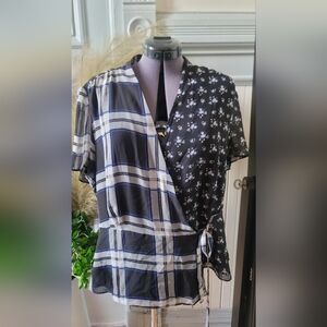 2-tone patterned peplum top